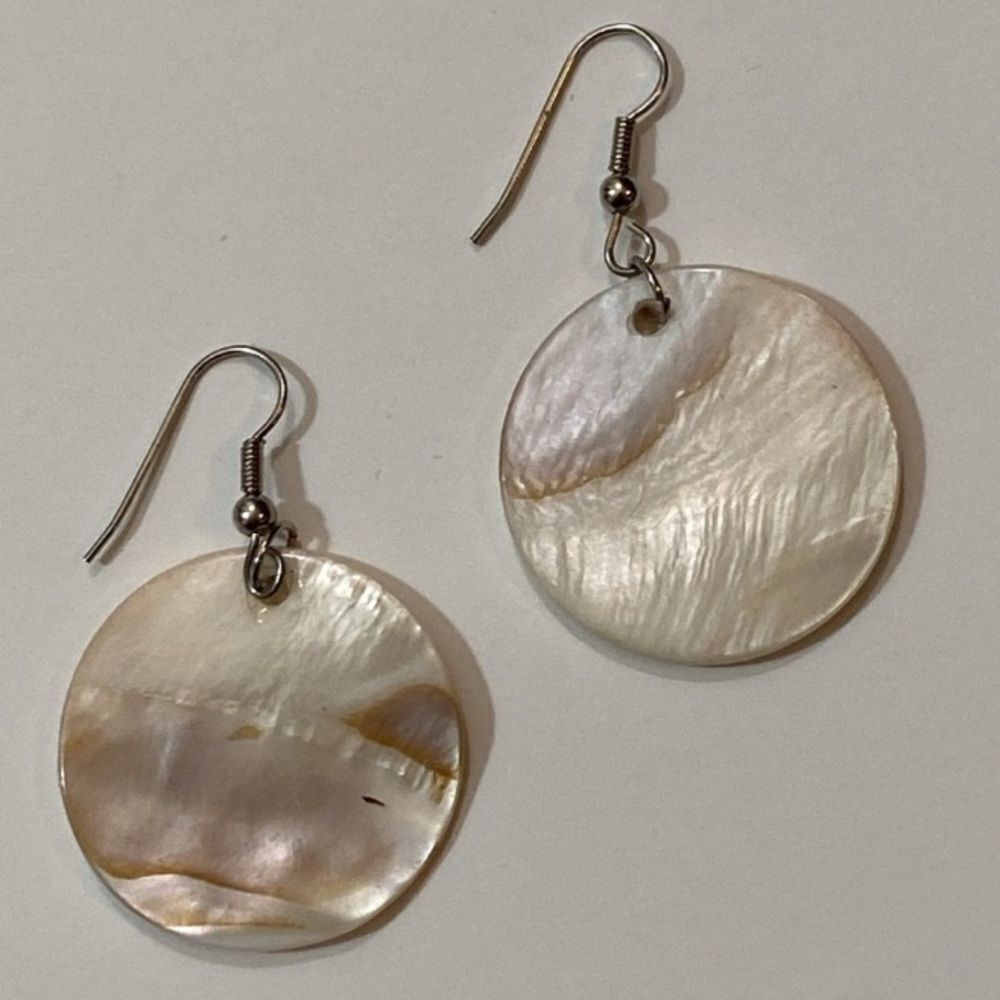 Elegant Shell Dangle Earrings